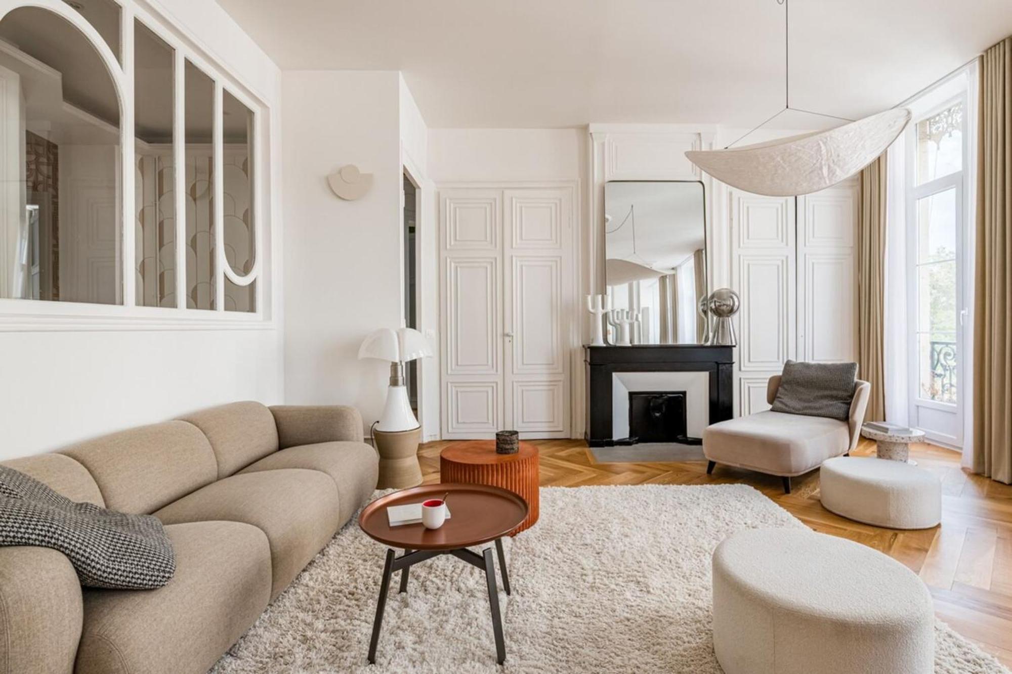 Beige Hospitalite - Apotheose Luxueux- 3 Chambres - Parking Prive سانت إتيان المظهر الخارجي الصورة